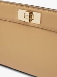 Μπεζ Modern Τσάντα Clutch Με Αλυσίδα Και Μονόγραμμα TH  Γυναίκες