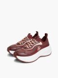 Κόκκινο Sneakers Με Διάτρητα Πάνελ  Γυναίκες