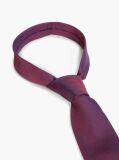 Red New York Label Pattern Silk Tie  Men