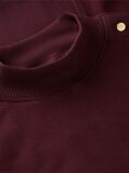 Κόκκινο T-Shirt Με Χρυσά Κουμπιά Και Λαιμόκοψη Mock  Γυναίκες