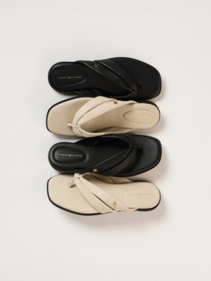 Sandals & Flip Flops
