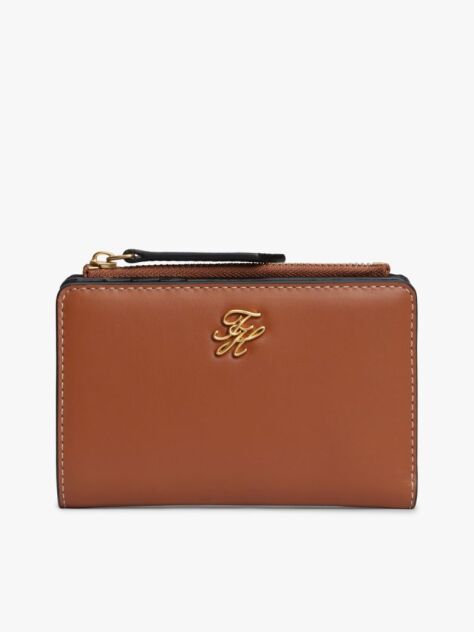 Brown Logo Plaque Leather Bifold Wallet  Women