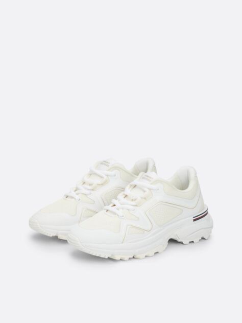 Άσπρο Sneakers Με Τρακτερωτή Σόλα  Γυναίκες