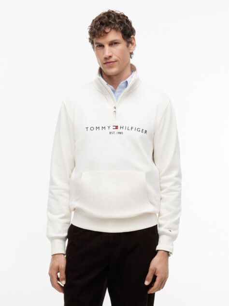 Beige Combining casual style with enhanced comfort, this sweatshirt is made from flex fleece and has a cosy, zip-adjustable mock turtleneck.  Men