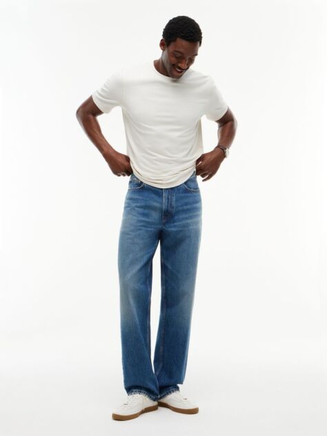 Blue River Relaxed Straight Faded Jeans  Men