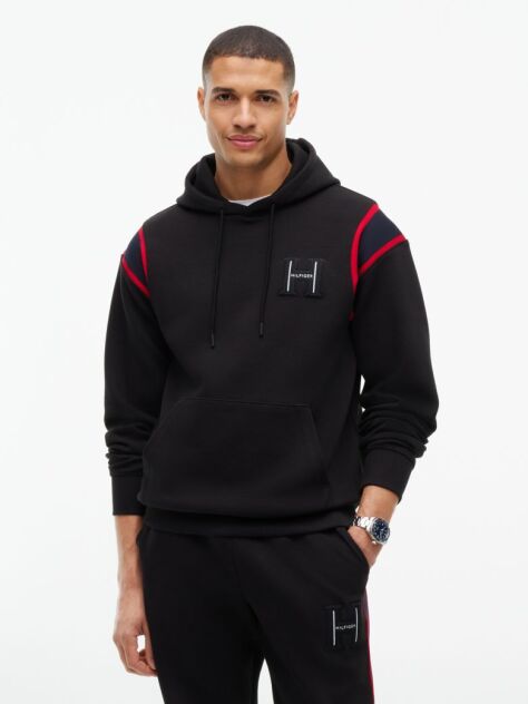 Μαύρο Hoody Με Varsity Λογότυπο Και Λεπτομέρεια Σε Αντίθεση  Άνδρες
