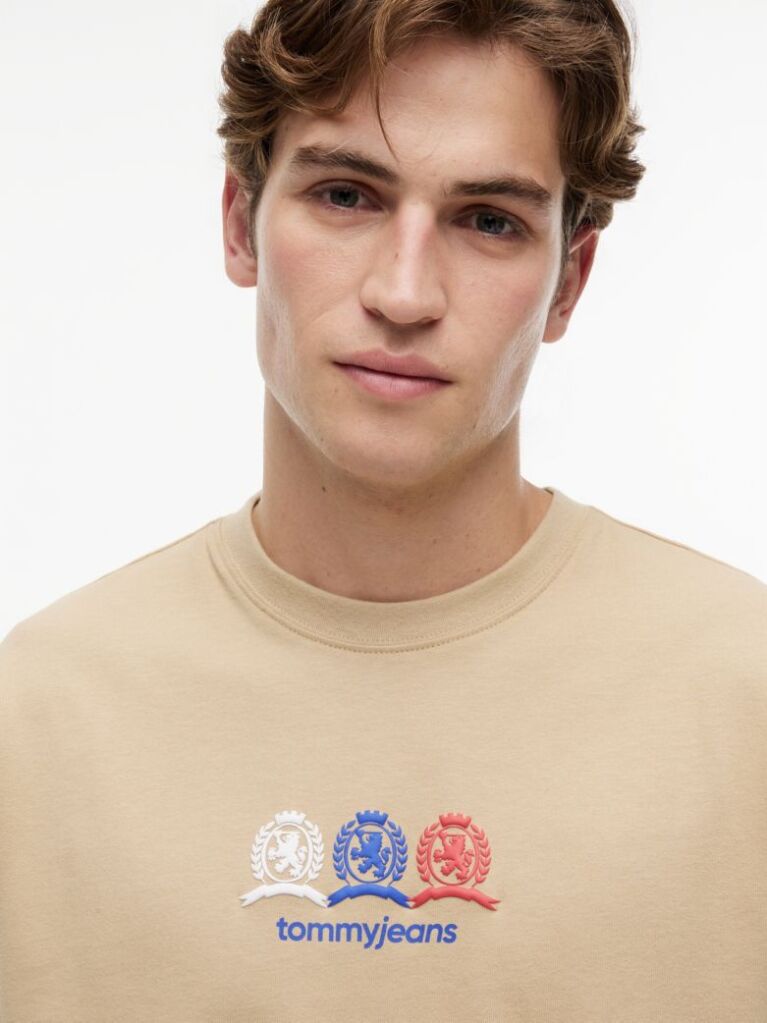 Beige Back Repeat Crest Logo Relaxed T-Shirt  Men