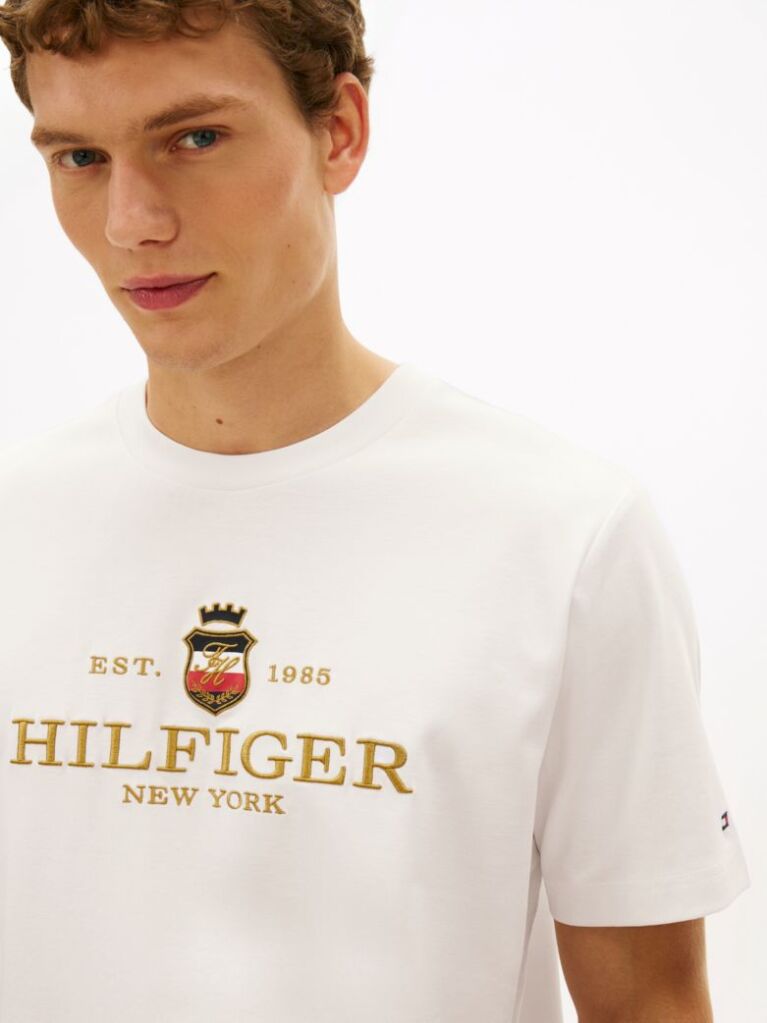 White This T-shirt is designed to perform on sunny days, crafted from a premium stretch Pima cotton.  Men