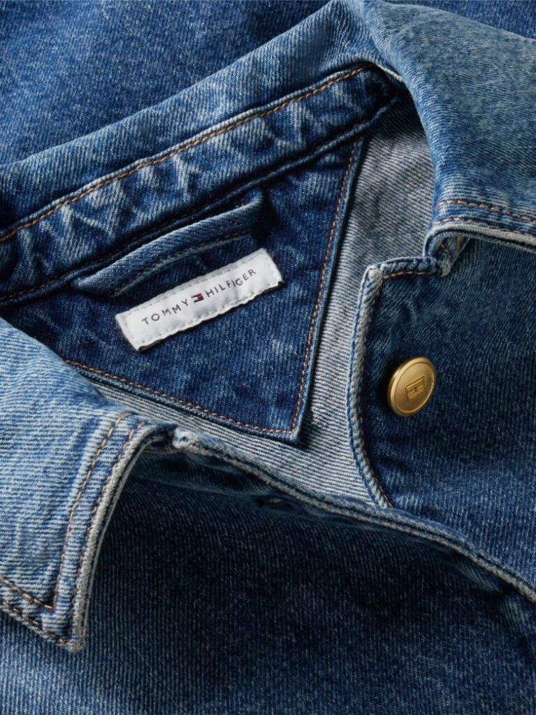Μπλε Τζάκετ Denim Σε Άνετη Γραμμή Με Σημαία  Γυναίκες