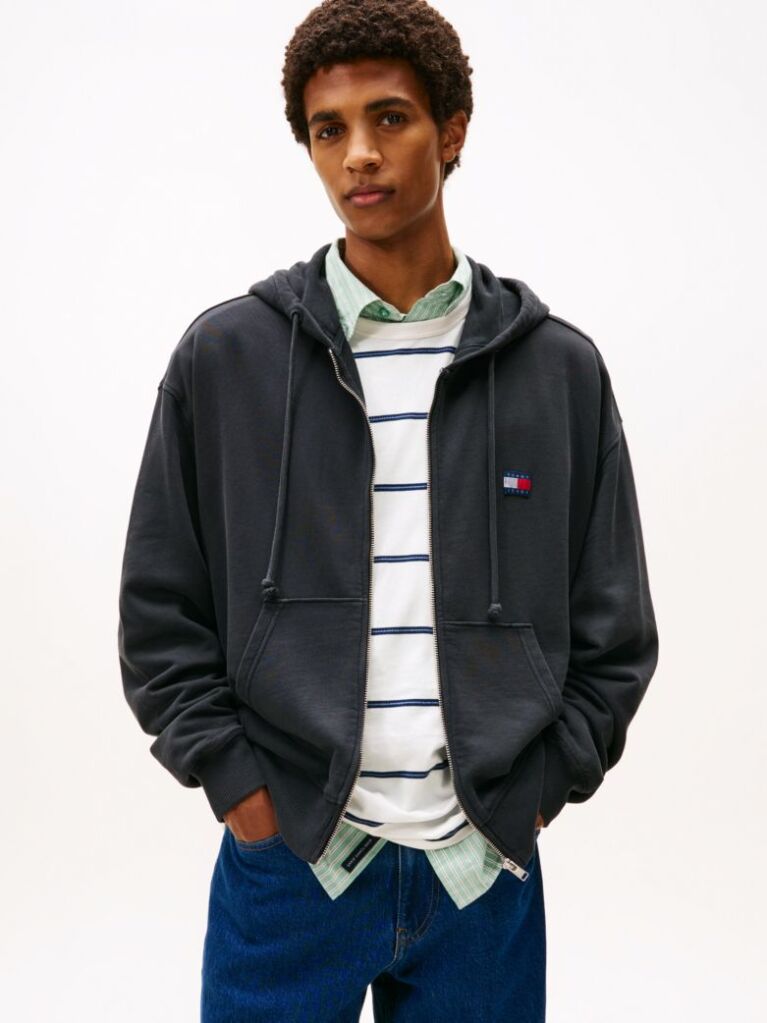 Black 90S New Classics Back Embroidery Logo Hoodie  Men