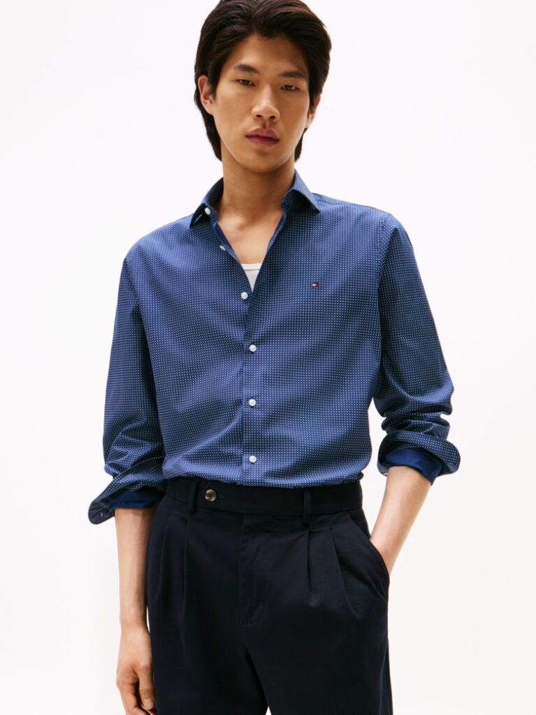 Blue Solid Print Slim Shirt  Men