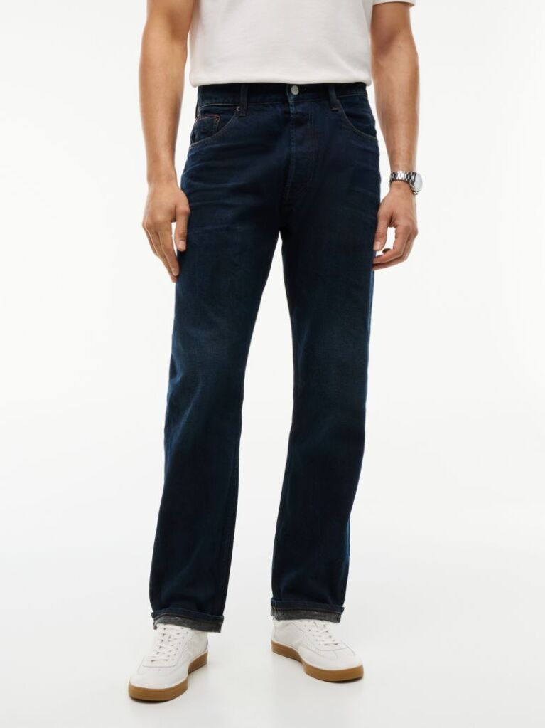 Denim Ryan Slim Straight Selvedge Jeans  Men
