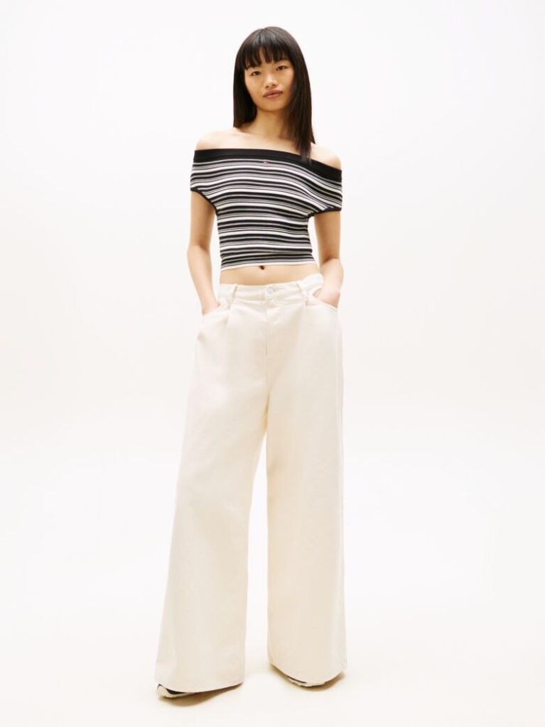 Denim Pleated Mid Rise Loose Straight Leg Jeans  Women