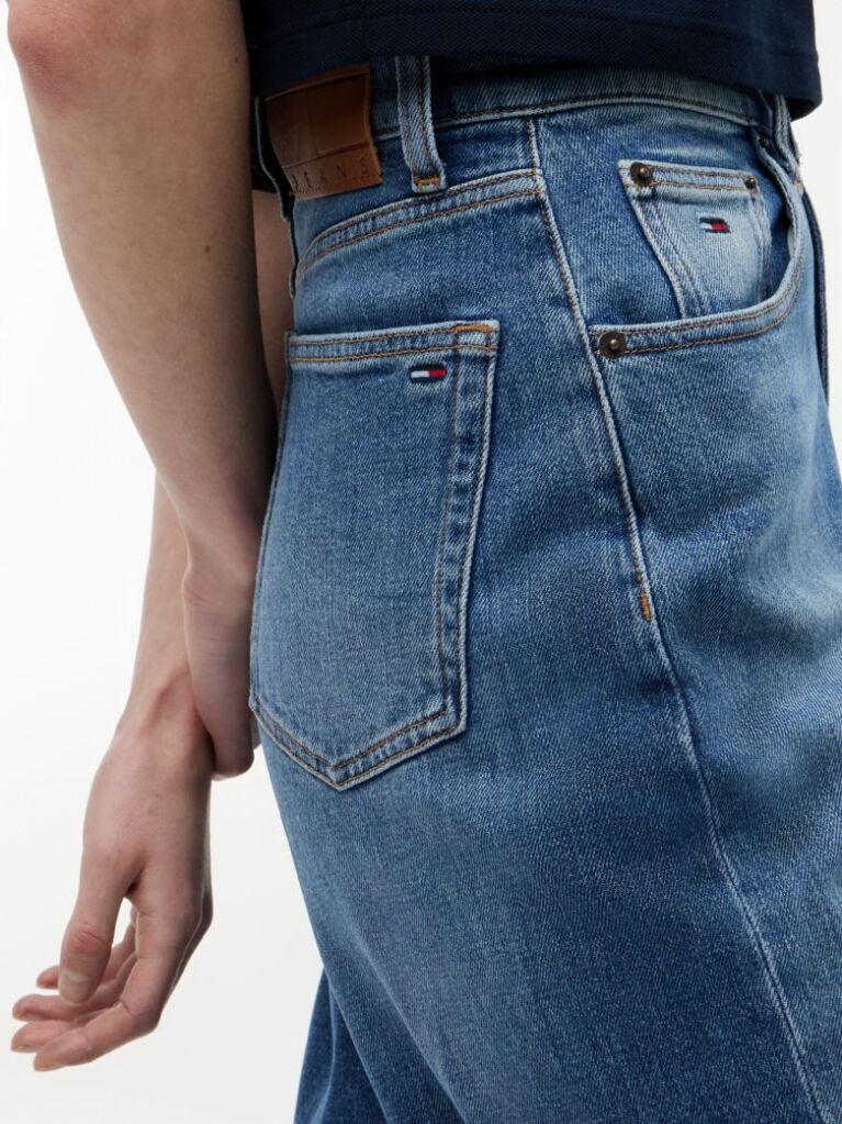 Denim Ultra High Rise Tapered Mom Jeans  Women