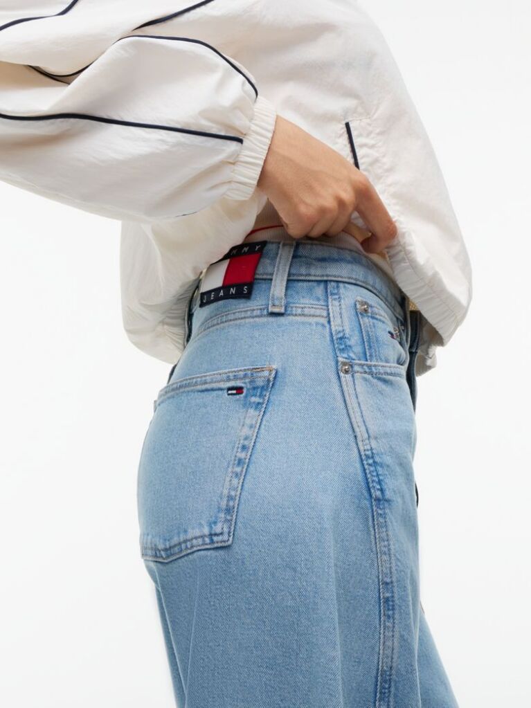Denim Twisted Seam Mid Rise Barrel Jeans  Women