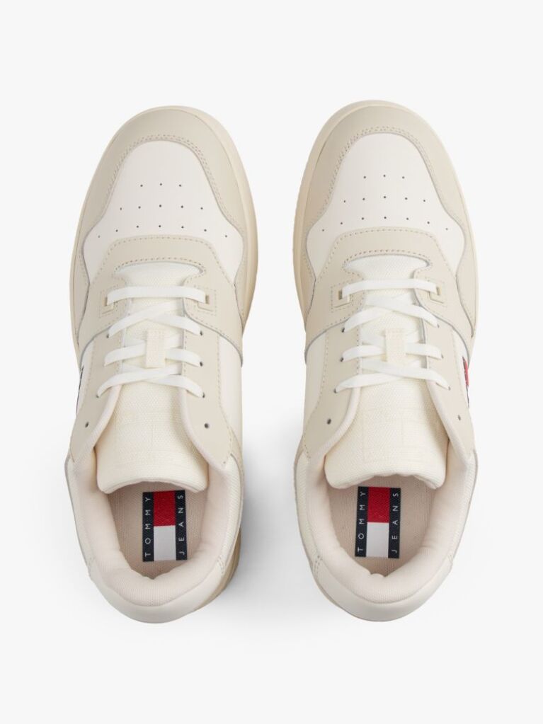 White Essential Retro Leather Basketball Trainers  Men