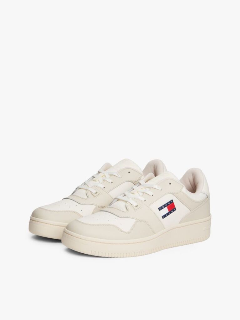 White Essential Retro Leather Basketball Trainers  Men