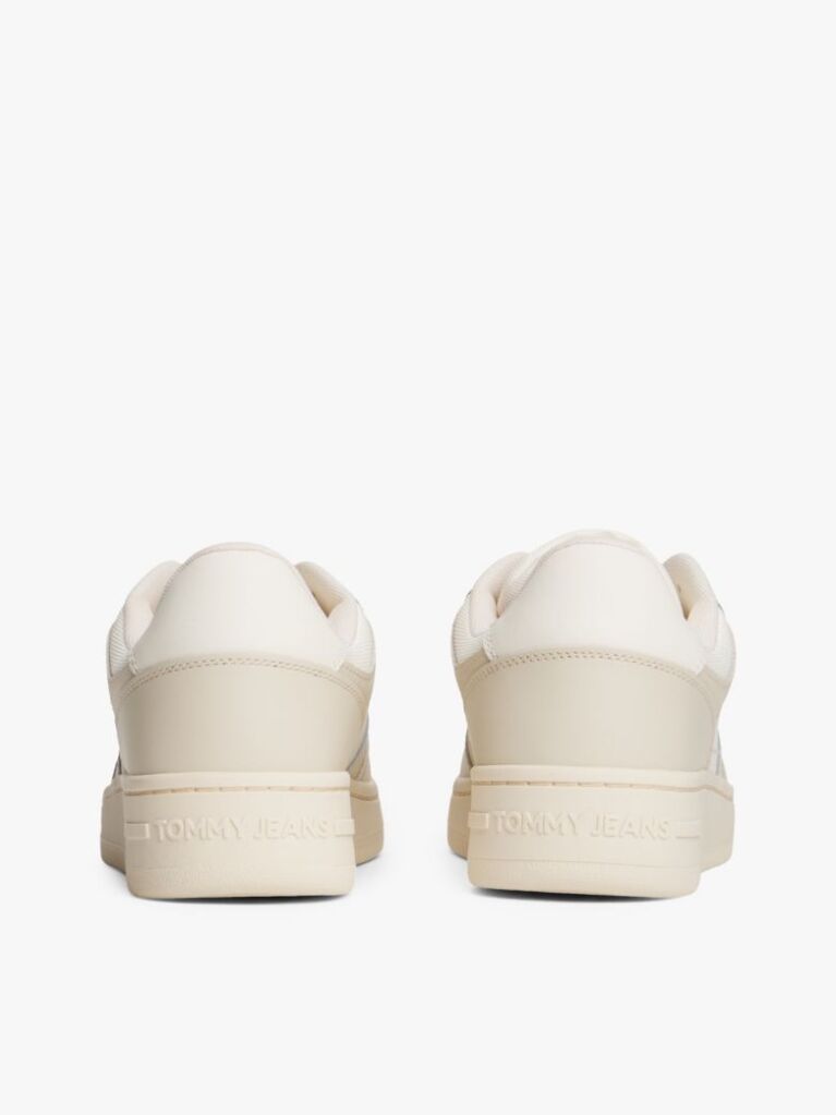 White Essential Retro Leather Basketball Trainers  Men