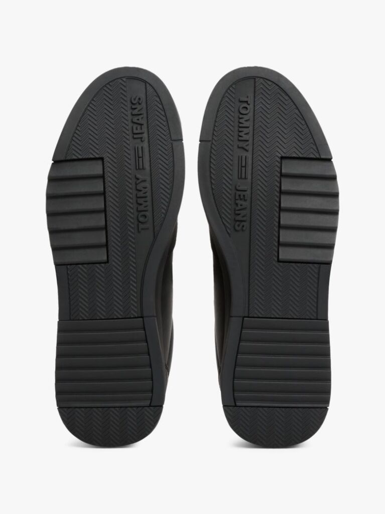 Black Retro Essential Leather Badge Trainers  Men