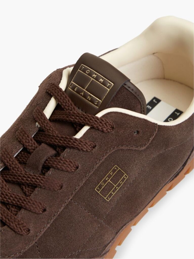 Καφέ Σουέτ Sneakers Με Χαμηλό Κόψιμο Και Λογότυπο  Άνδρες