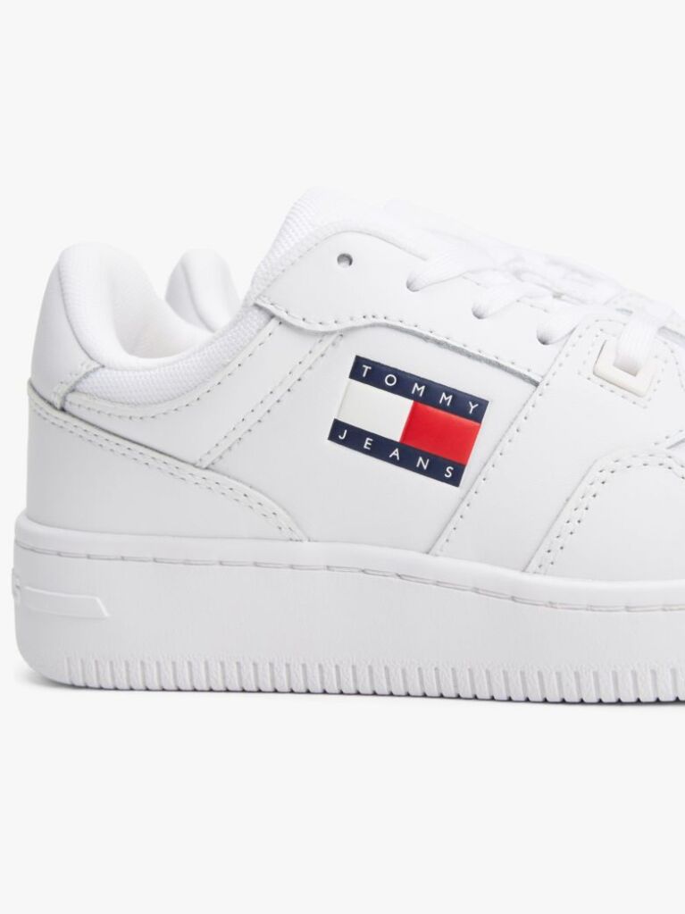 Άσπρο Essential Ρετρό Δερμάτινα Sneakers Basketball  Γυναίκες