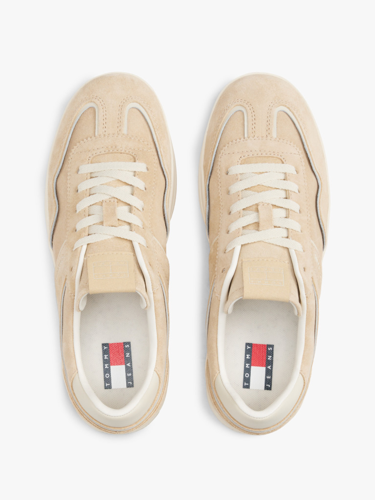 Μπεζ The Greenwich Σουέντ Sneakers  Γυναίκες