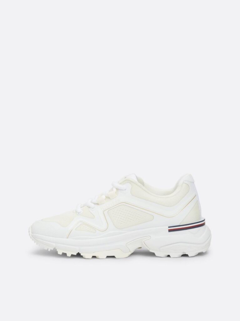 Άσπρο Sneakers Με Τρακτερωτή Σόλα  Γυναίκες