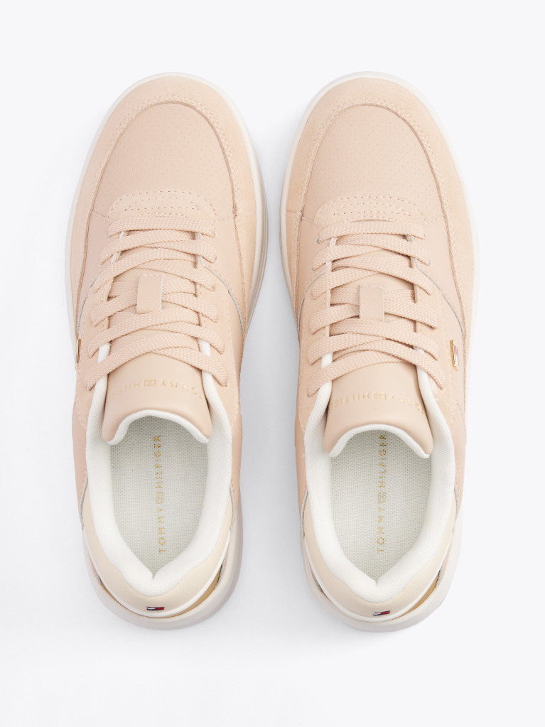 Μπεζ Sneakers Με Μεταλιζέ Πάνελ  Γυναίκες