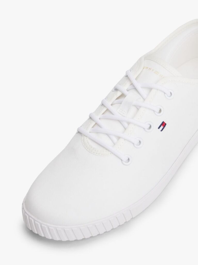 Άσπρο Sneakers Από Canvas Με Κεντητό Σημαιάκι  Γυναίκες