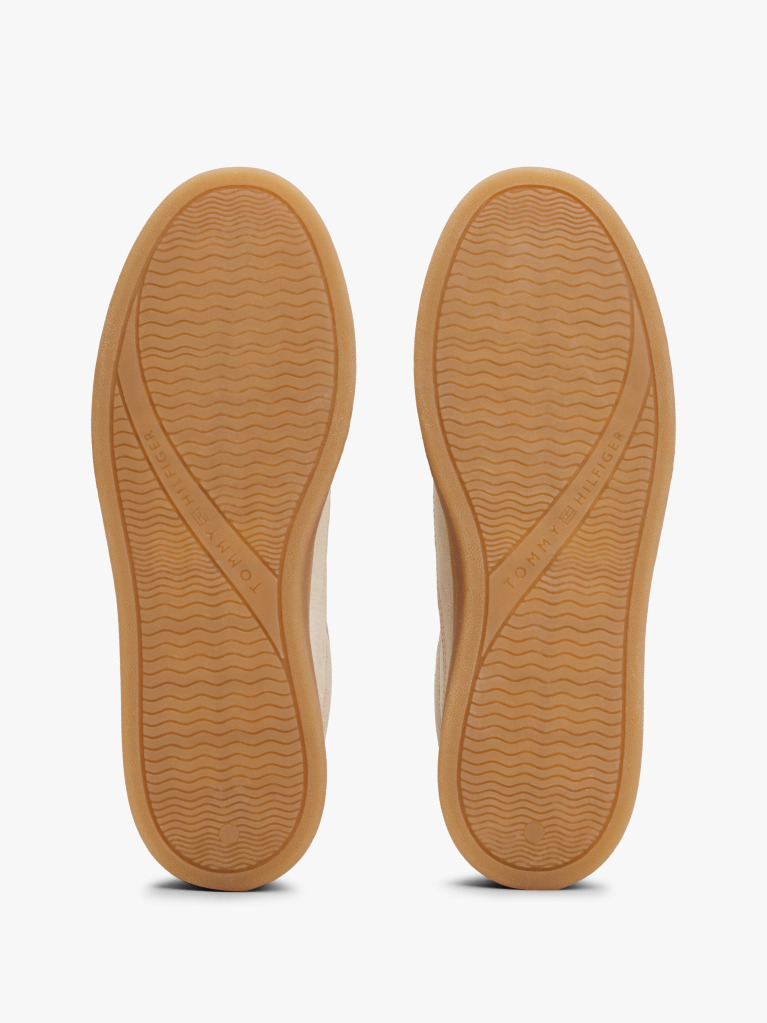 Μπεζ Σουέτ Sneakers Με Ανάγλυφες Λεπτομέρειες  Γυναίκες