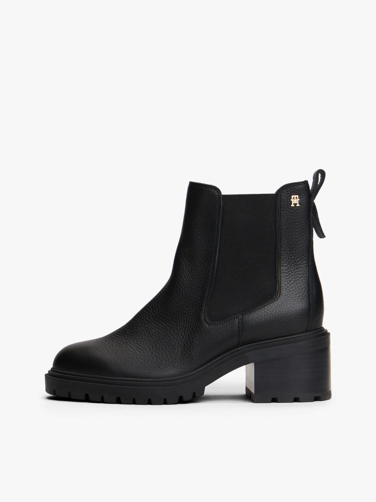 Black Leather Cleat Chelsea Boots  Women