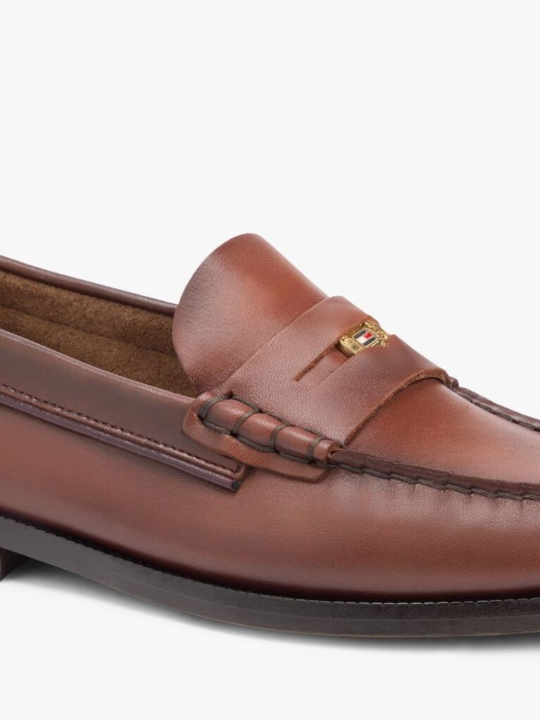 Καφέ Δερμάτινα Loafers  Γυναίκες
