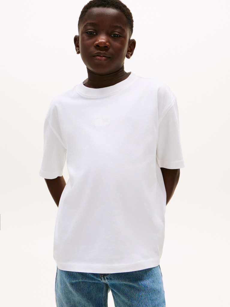 Άσπρο T-Shirt Με Tonal Κεντητή Σημαία  Αγόρια