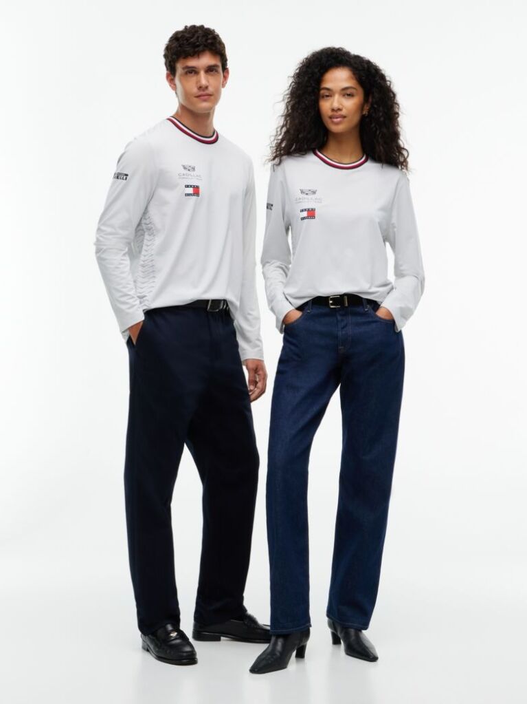 Γκρι TH x Cadillac Formula 1® Team Μακρυμάνικο T-Shirt Με Σχέδιο  Unisex