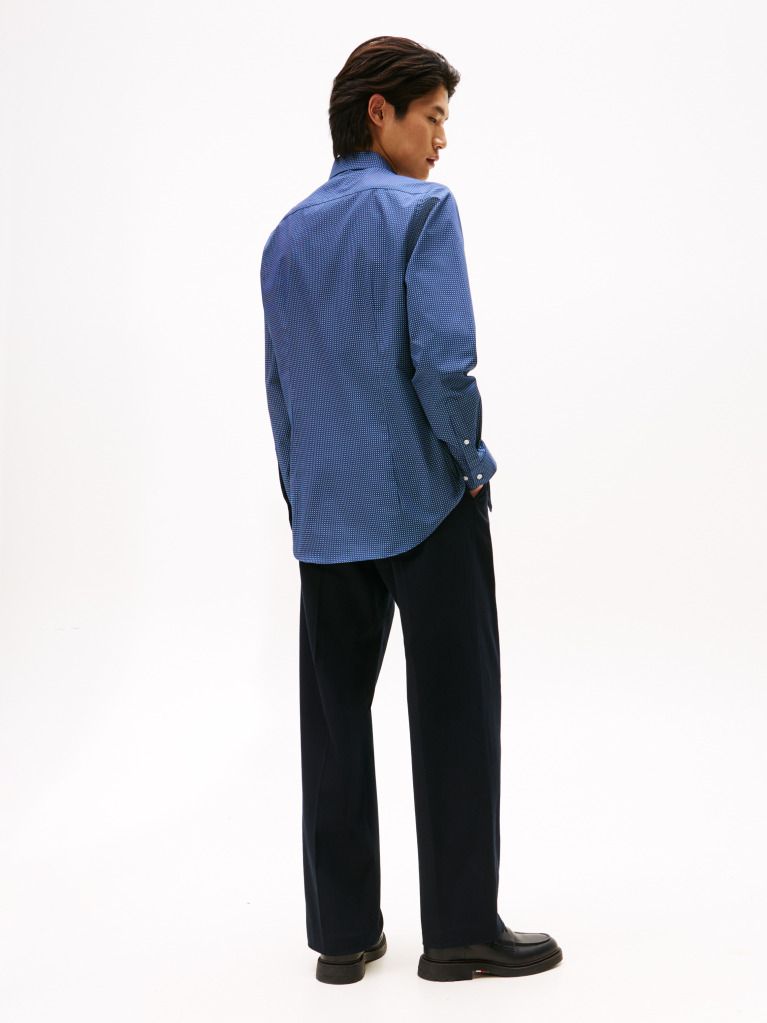 Blue Solid Print Slim Shirt  Men