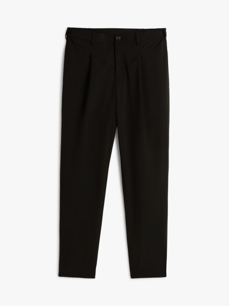 Black These packable tapered-leg trousers with a papertouch finish are crafted from water-repellent fabric, making them the practical choice for outdoor excursions.  Men