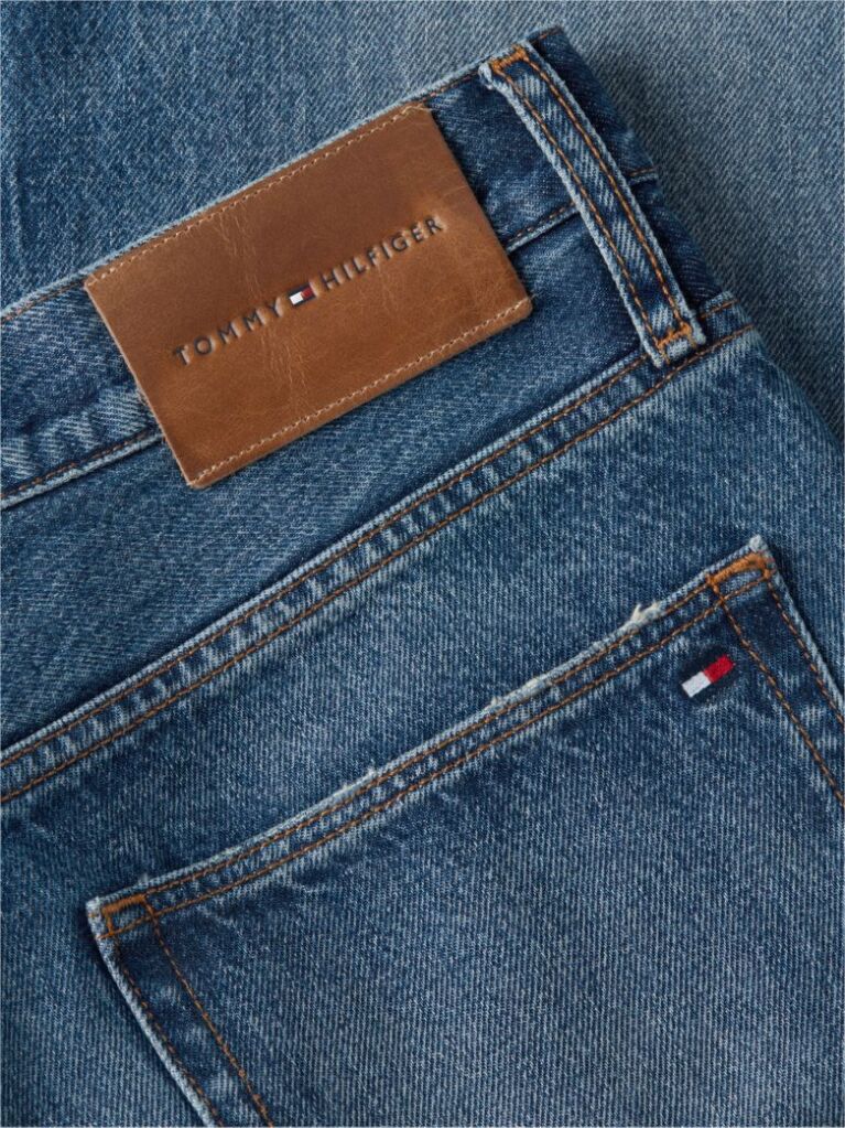 Blue River Relaxed Straight Faded Jeans  Men