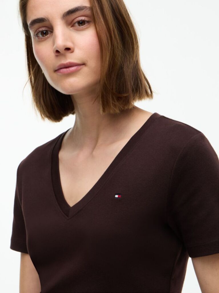 Καφέ T-Shirt Με Λαιμόκοψη V Και Slim Γραμμή  Γυναίκες