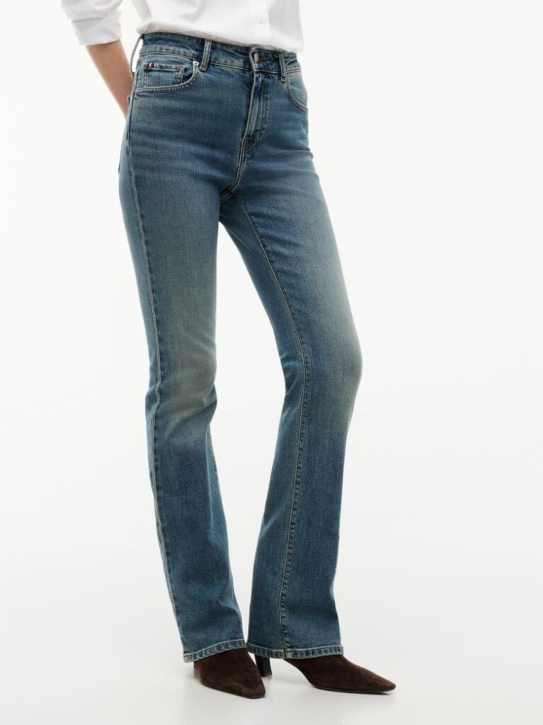 Μπλε Τζιν Με Κανονική Μέση Σε Bootcut Γραμμή  Γυναίκες