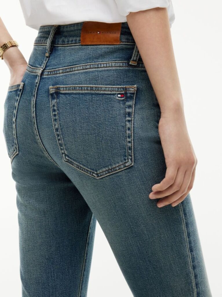 Μπλε Τζιν Με Κανονική Μέση Σε Bootcut Γραμμή  Γυναίκες