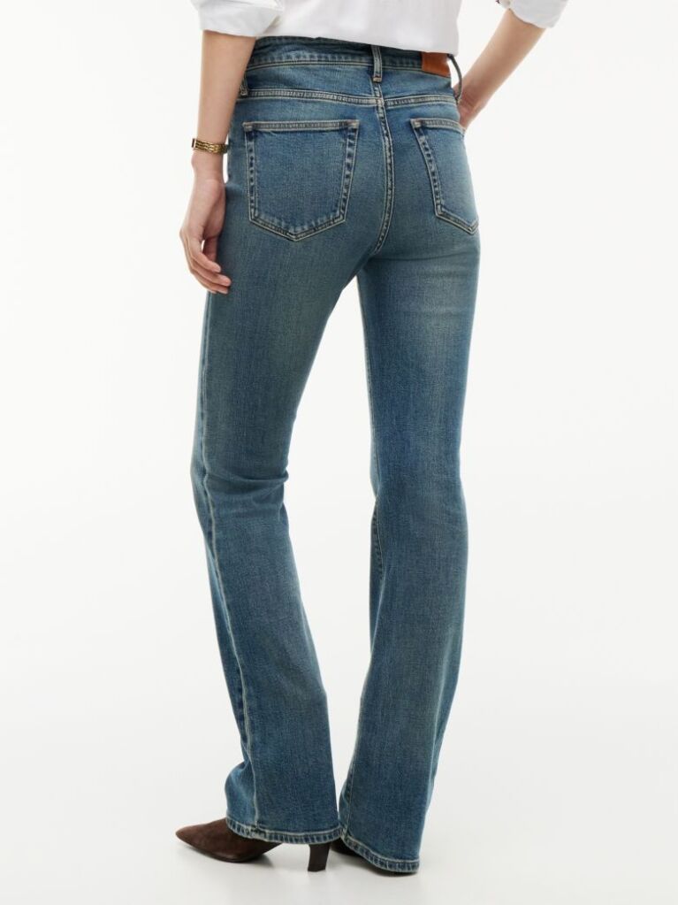 Μπλε Τζιν Με Κανονική Μέση Σε Bootcut Γραμμή  Γυναίκες